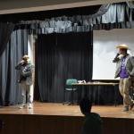 Estudantes universitrios oferecem duas sesses de teatro